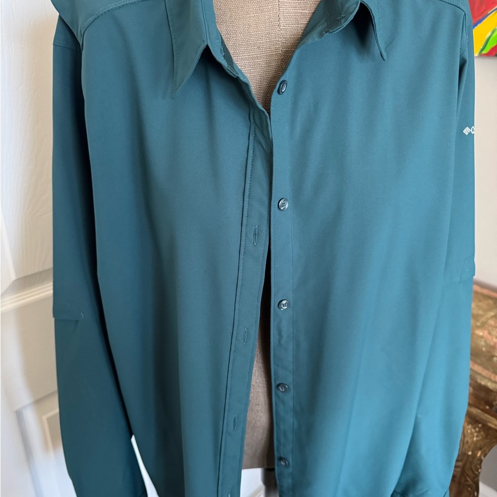 Women's Columbia Travel/Activewear Shirt